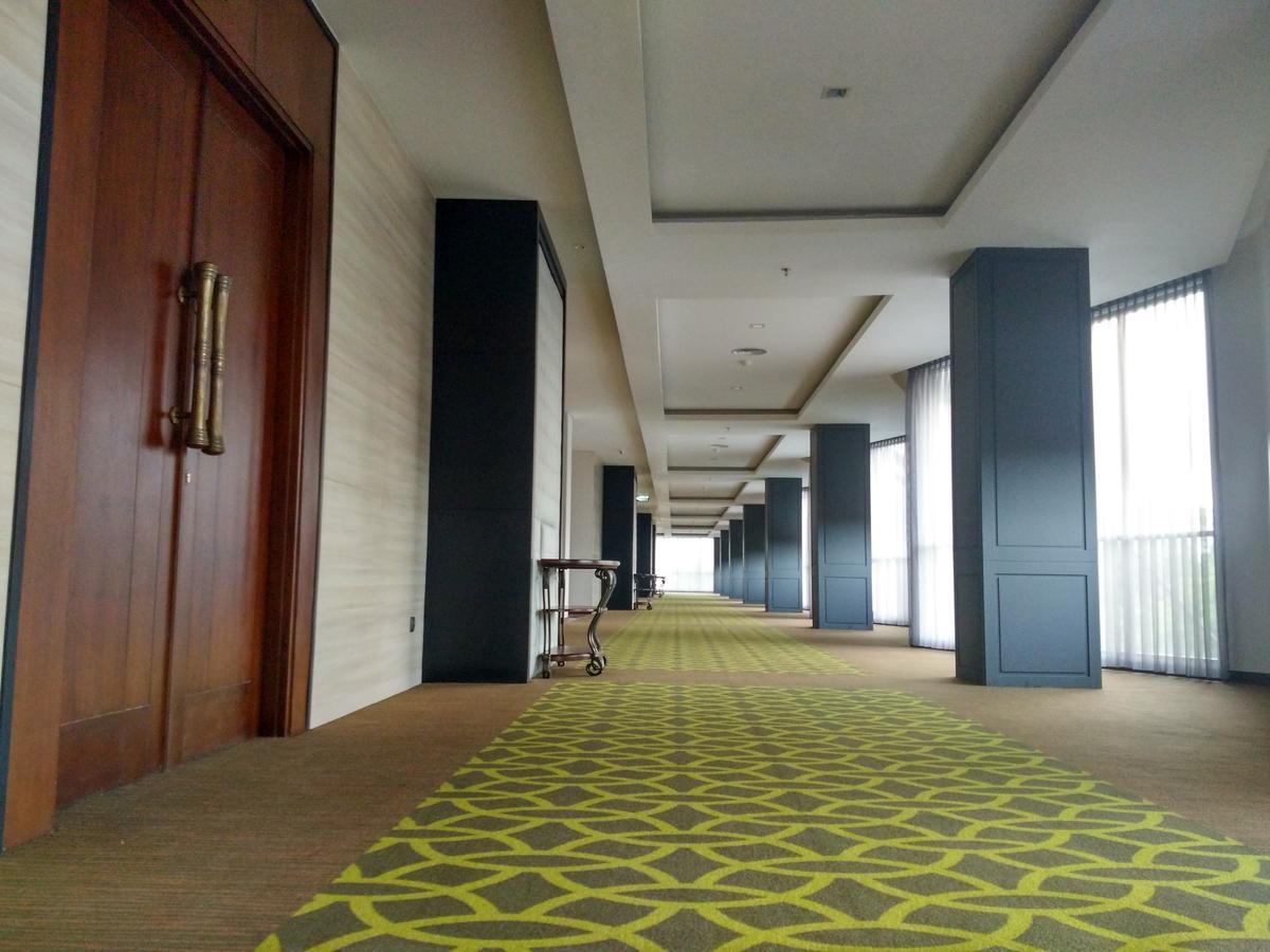 Rivoli Hotel Jakarta Extérieur photo