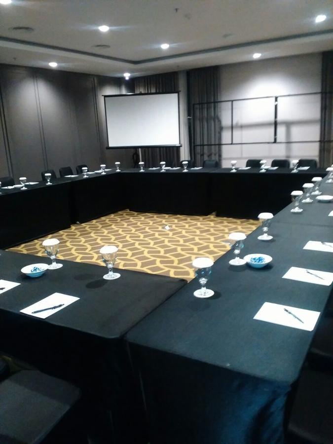 Rivoli Hotel Jakarta Extérieur photo