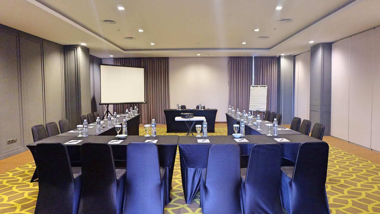 Rivoli Hotel Jakarta Extérieur photo