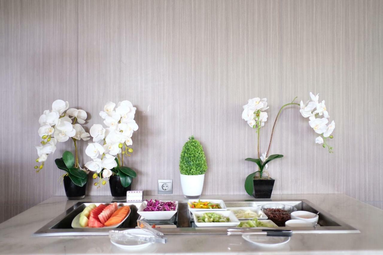 Rivoli Hotel Jakarta Extérieur photo