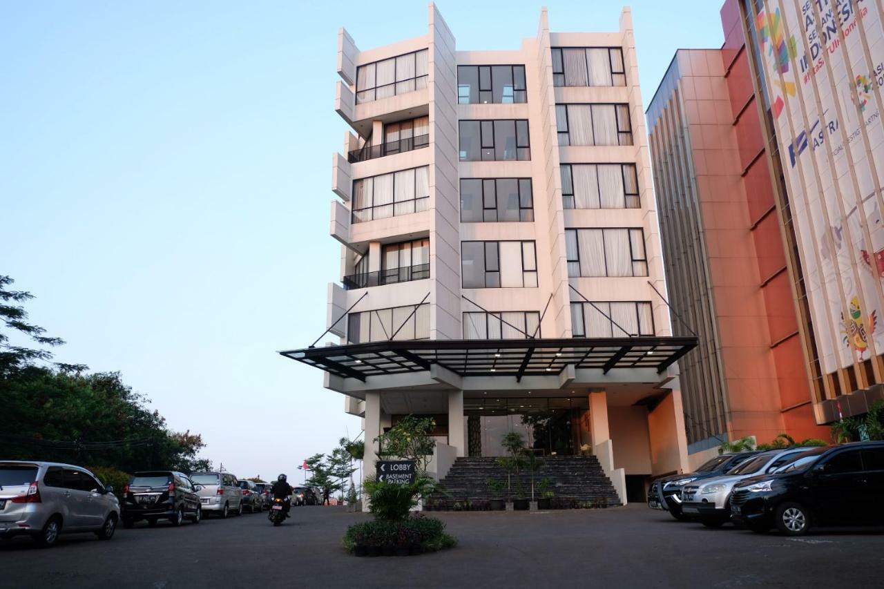 Rivoli Hotel Jakarta Extérieur photo